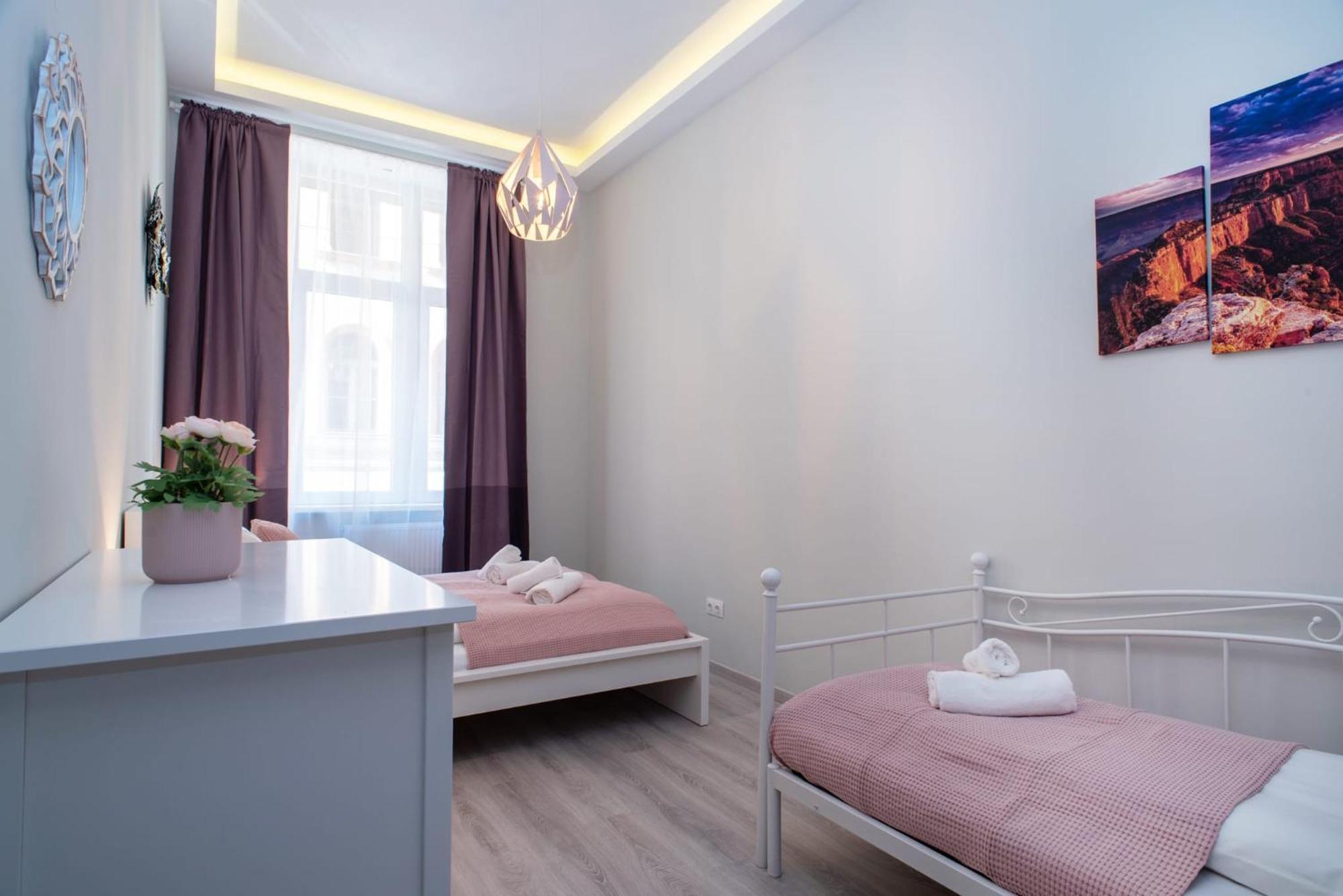Very Central New And Large Ac Apartment Budapest Extérieur photo